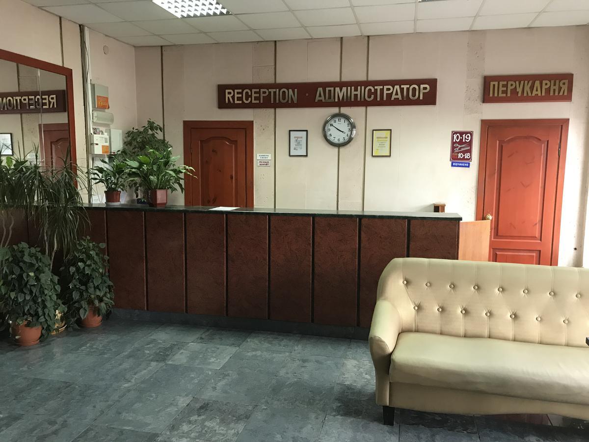 Zhovtnevyi Hotel Vinnytsia Ngoại thất bức ảnh